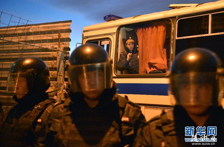 Ī˹�Ʒ���ɧ���¼� Լ380�˱���