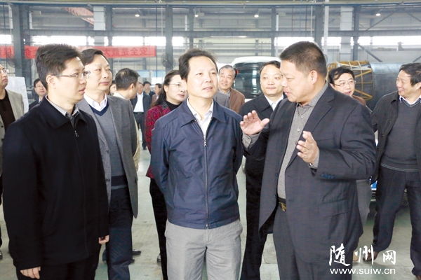 ��ί�ٿ��쵼�ɲ���᣺ѧϰ�����᳹ʮ�˽�����ȫ�ᾫ��