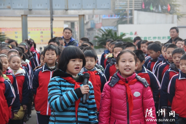 ����ѧУ�ٰ쾭���ж�չʾ�