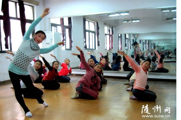 ���������·ѧУע��ѧ�����ʽ���