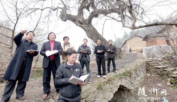 ������������֯�黭�����ҵ������ɷ�