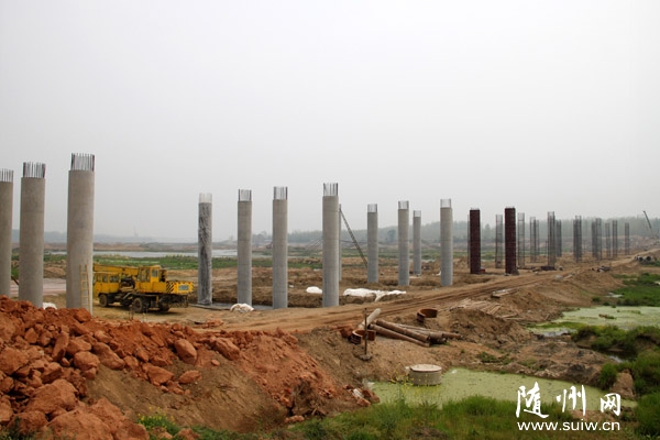 ���Ӵ����ڽ� ���ɺ��Ż�����·���ṹ