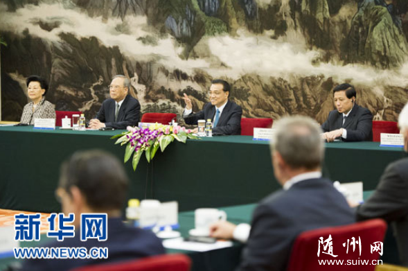 ���ǿ:�������������г�ƽ�Ƚ���ǰ��