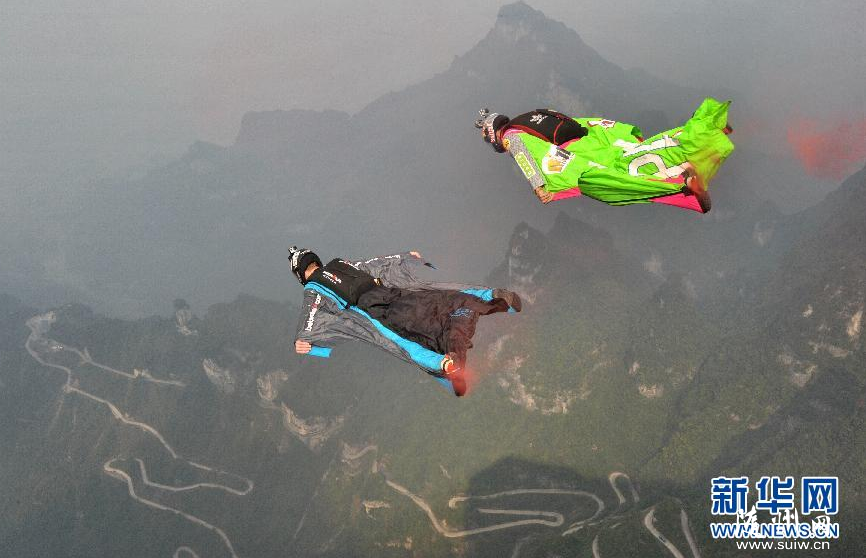 ��������װ������������Ļ