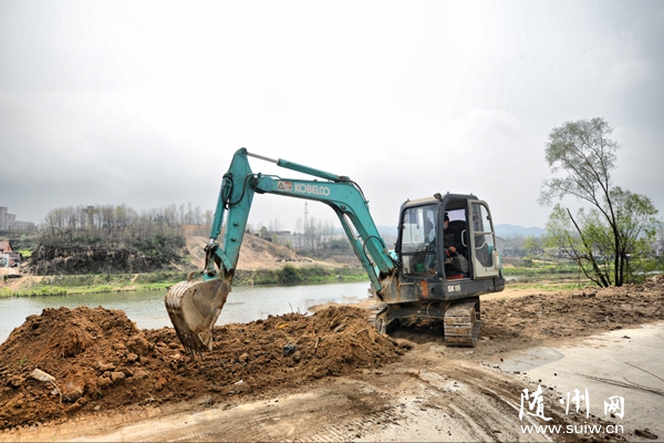 �ݵ��������չ���ںӵ����������������ж�