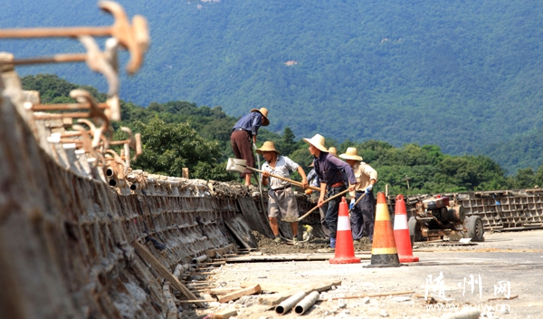 ���ɽ�羰��ʤ���ӿ��ƽ��������ε�·��ʩ�ᵵ����