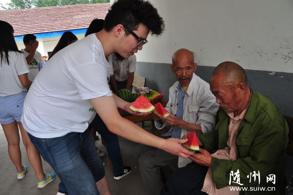 �人��ѧ������Աѧ��ο����ɽ����Ժ�Ĺ¹�����