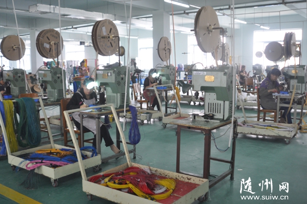 λ�����ذ����򾭼ÿ����������ݵ�Դ����������