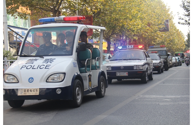 �����ؾ������侯�ڳ�����չѲ�߷���