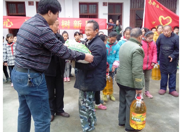 �⻯Сѧ��֯ѧ��̽�����ݸ�����������⻯�̸���Ժ����