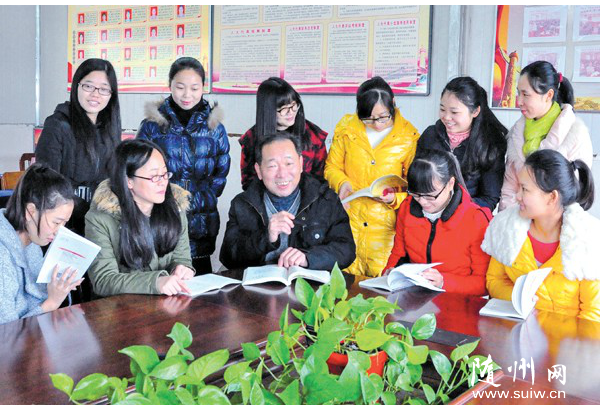 ������ɽ����ί��չ������ǣϦ����ͬ�ı�С����ר��