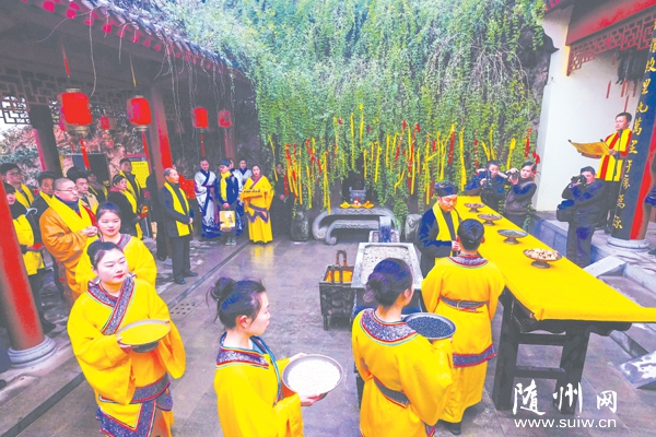 �׵۹���羰��ʤ��¡�ؾ��С��׵۽����Ļ��������ʢ�䡱�