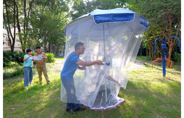 �����м������Ĺ�����Ա����Ԥ���Ǹ��ȷ���