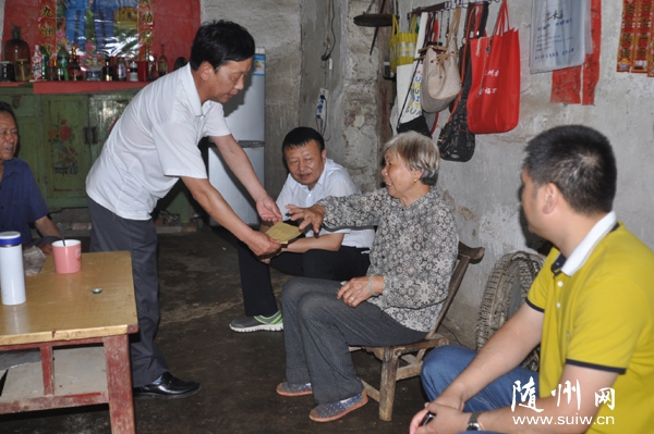 ����ס����ο�ʸ߳������������ϵ�Ա