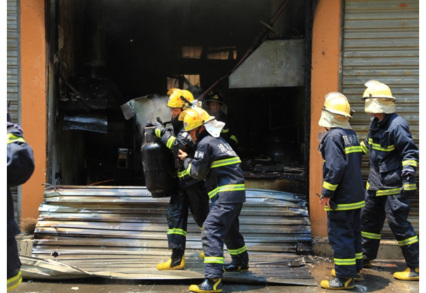 ���ݳ���һ�տ���ͻ�����