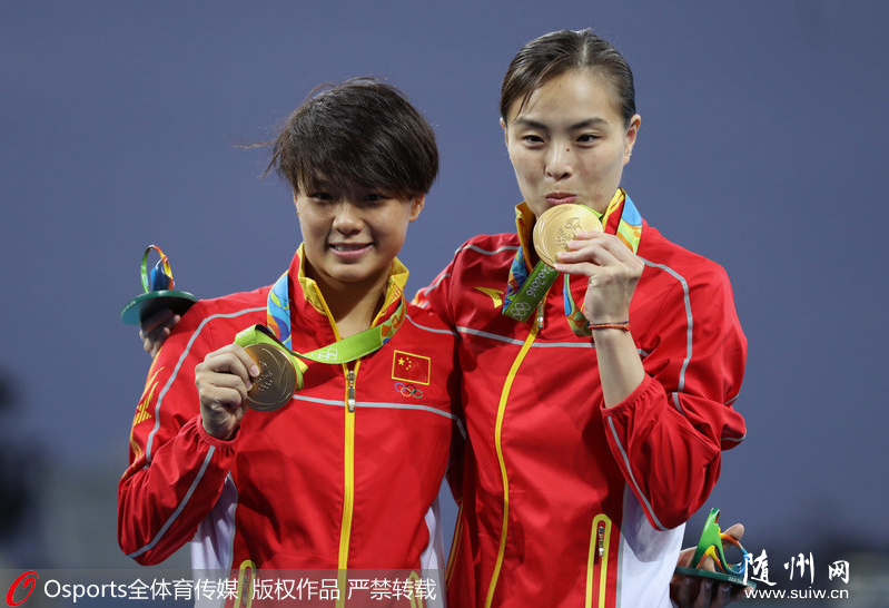 ��ˮŮ��˫�����װ� ʩ͢��/����ϼ���