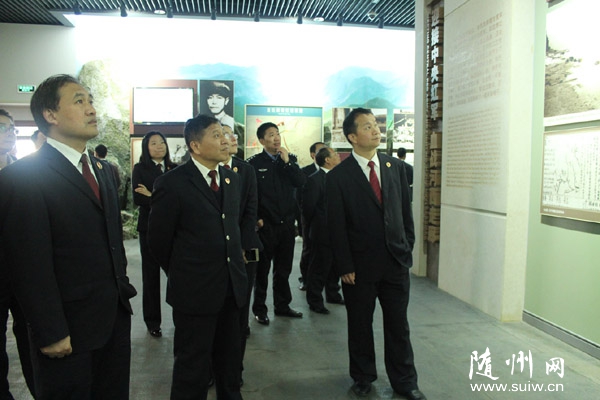 ����������Ժ��֯��Ա�ι۸�����ַȺ