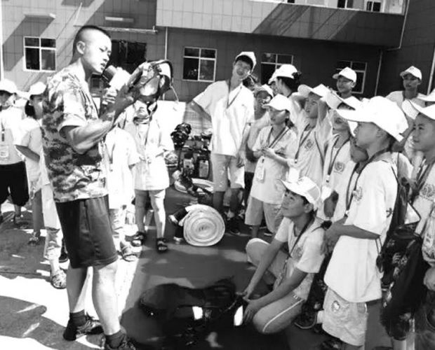 ����ԺС�����߽�����������֧��