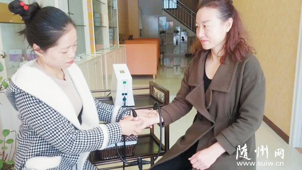 �����ܹ����׽�ίԱ�����