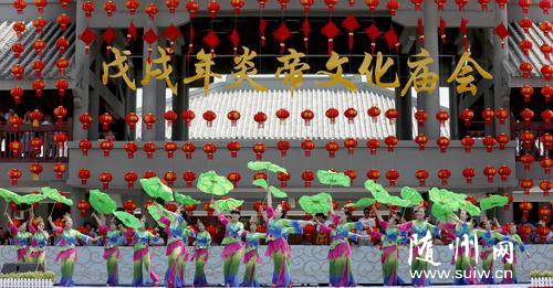 �������׵��Ļ�����ʢ��Ļ