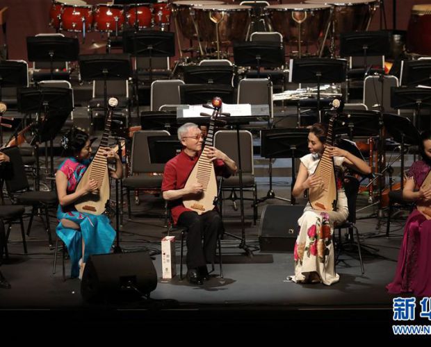 �������롰�֡����������ڡ����Ϻ���������һ��ӭ��60����