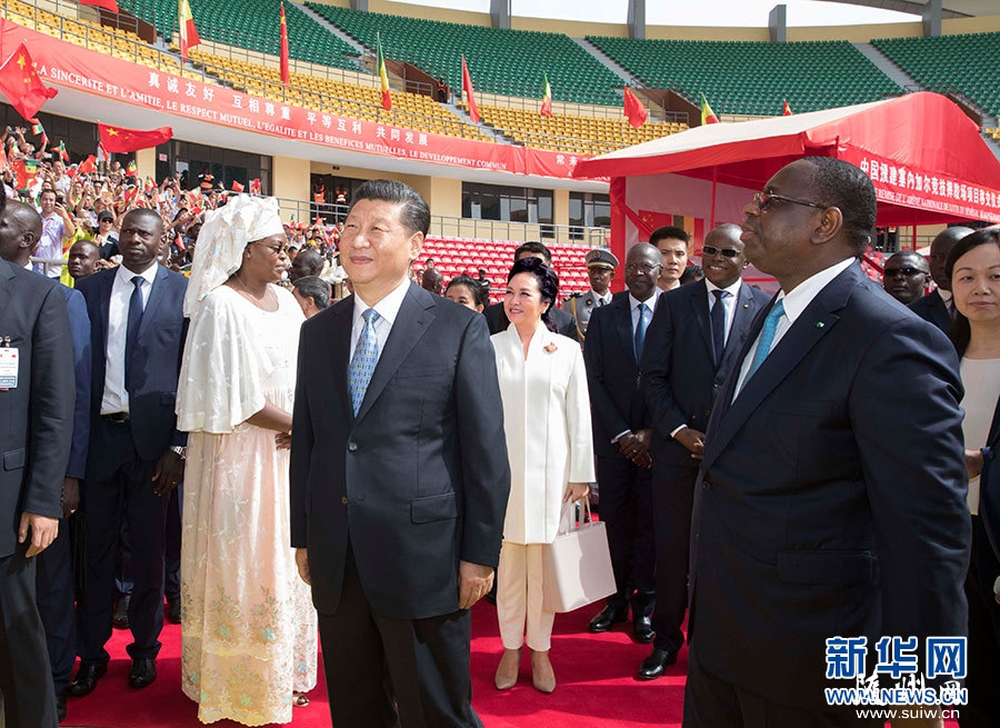 ϰ��ƽͬ���ڼӶ���ͳ���չ�ͬ��ϯ���ڼӶ�����ˤ�ӳ���Ŀ�ƽ���ʽ