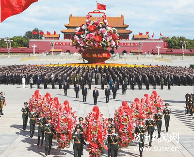 ϰ��ƽ�ȵ��͹����쵼�˳�ϯ��ʿ������������Ӣ�۾��׻�����ʽ