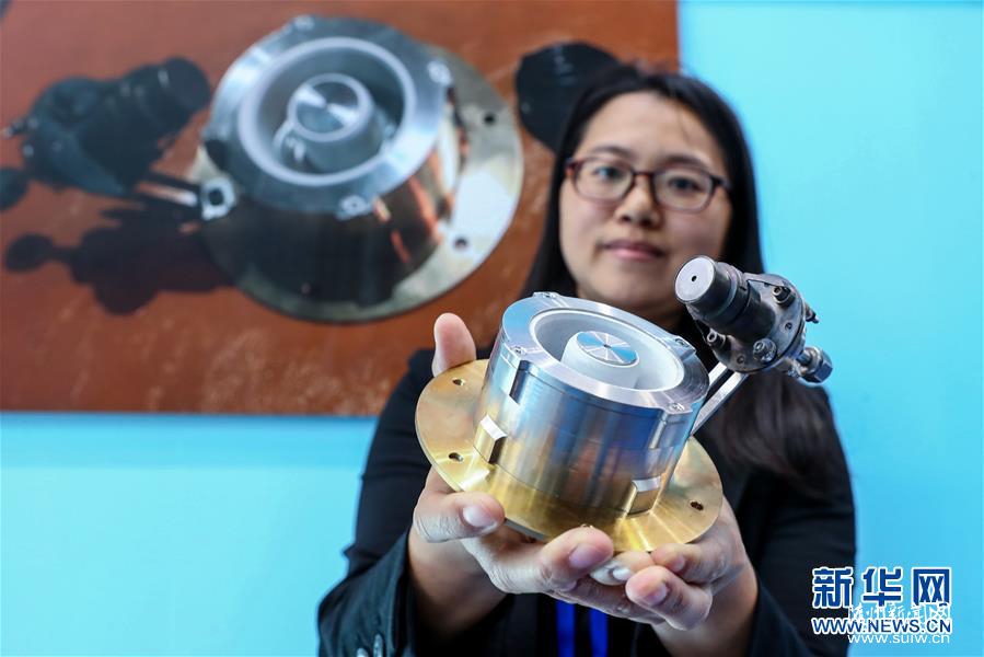 2018��ȫ��˫����ܿ�Ļ�ڼ�