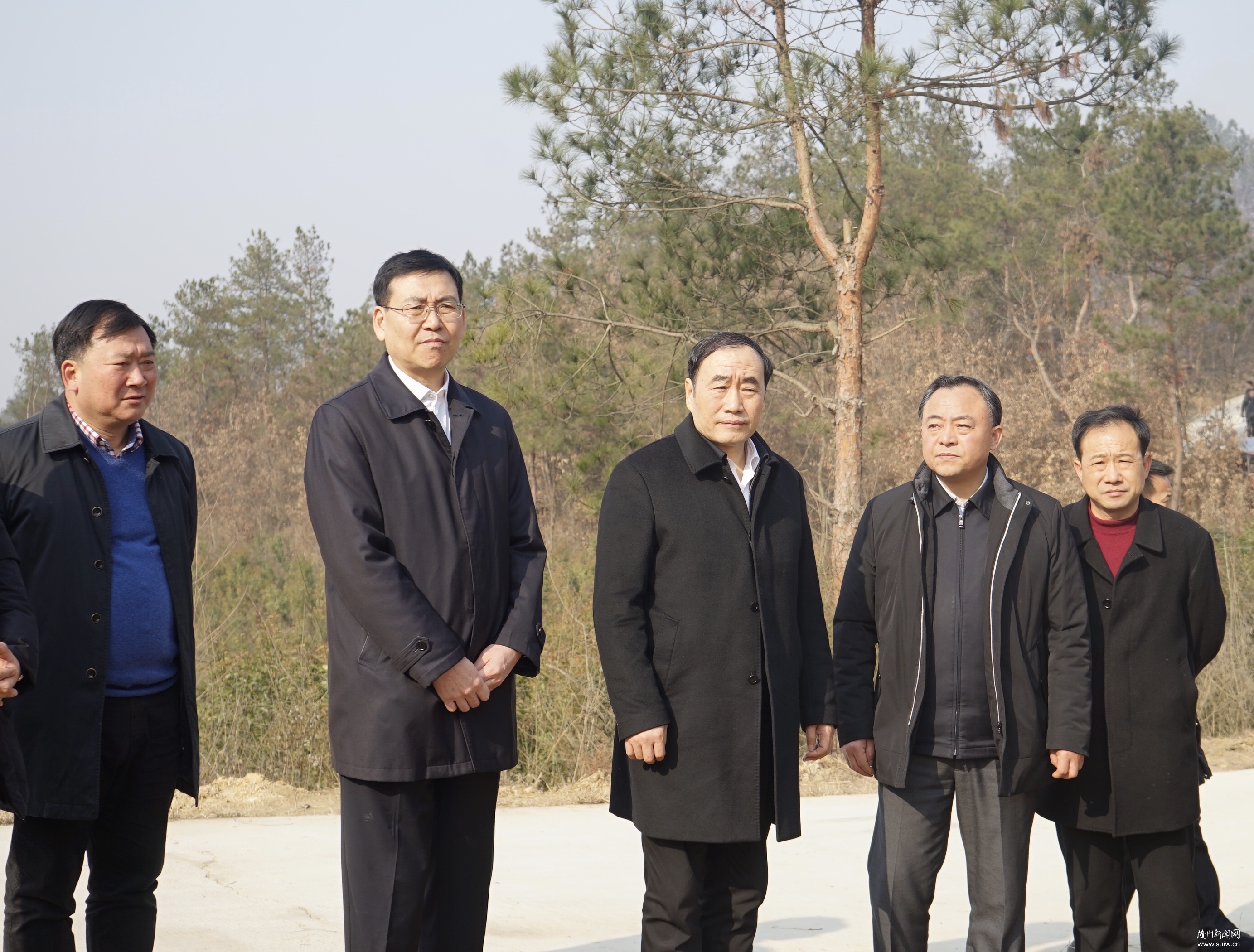 �Ժ�ɽ���Ե���˼ά�����ɲ��߳没���κͽ�ǰ��ó����