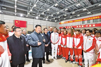 ϰ��ƽ����ǰϦ�ڱ�������ο�ʻ���ɲ�Ⱥ��