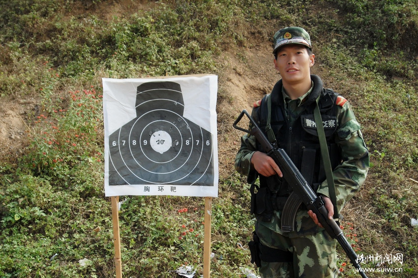 �¾���Ϊ���������Ӣ�ۣ�