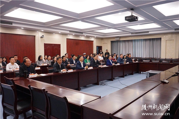 ����������ٿ����ݸ�������������̸��