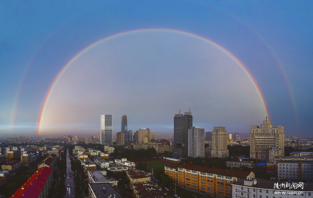 ���ֳ���������˫�ʺ��澰