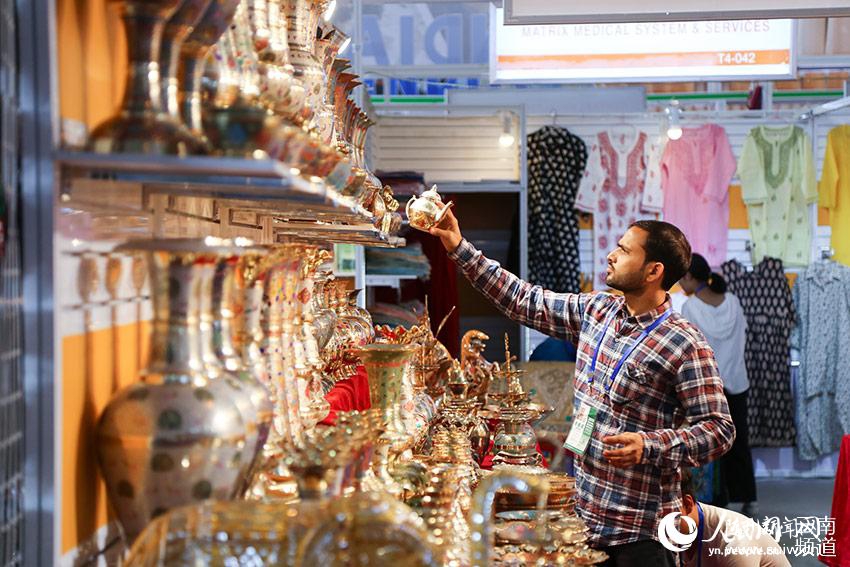 2019��Ǣ�ῪĻ 74������3000�����ҵ��չ�λ�