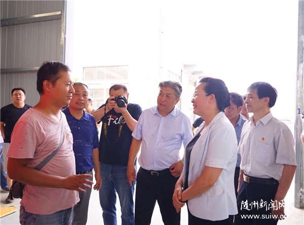 �����죺����������ĸ� �����������չ