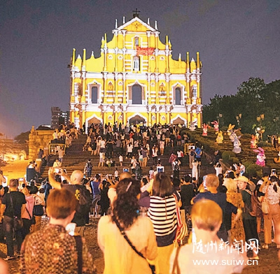 ����������ף���й�����70������͵ƹ���