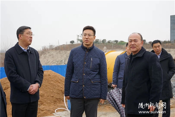 �˿ˣ���������Ⱦ���ι���ս �ƽ�����������������