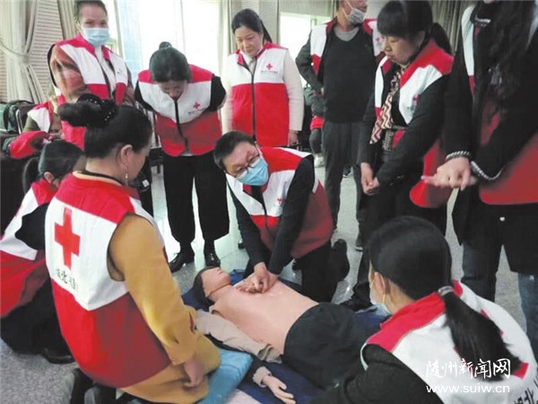 �����Ȼ�Ա��ѵ