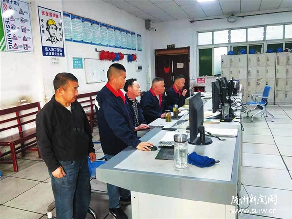 ����ֽҵ:�òм��������Ͷ��Ŀ���