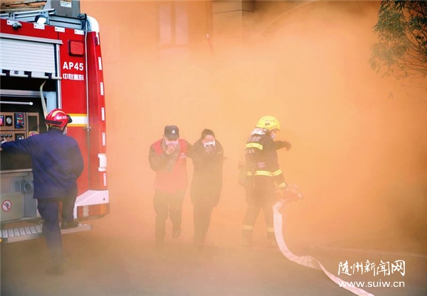 ����Ӧ������