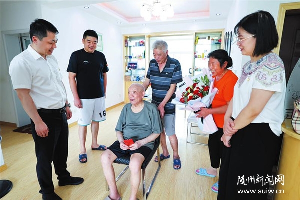 ��ͨ�������ݷ��п�չ��ɫ��ͥο�ʻ