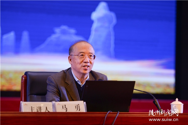 �����о����Ļ����β�ҵ��չר�⽲��