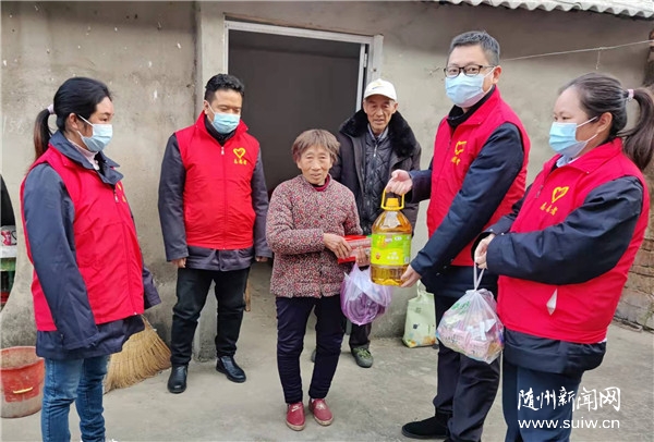 �����շ�վ��������ů