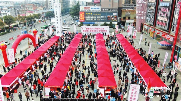 ר����Ƹ��