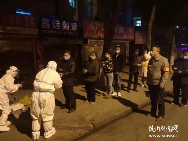 ������˰��֣�������װ�ٳ��� ȫԱ����ս����