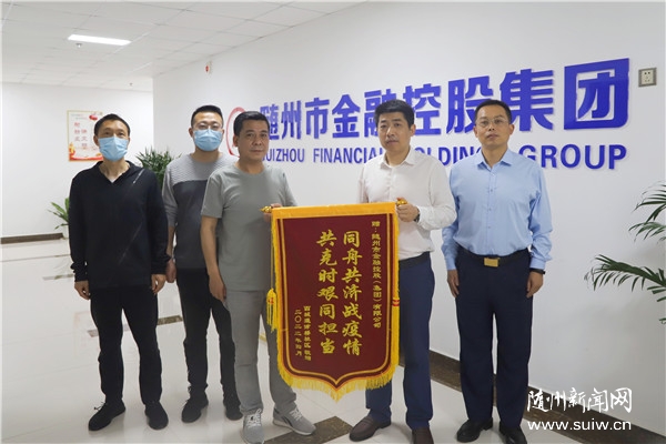 ͨ�����������н�ؼ������ͽ���