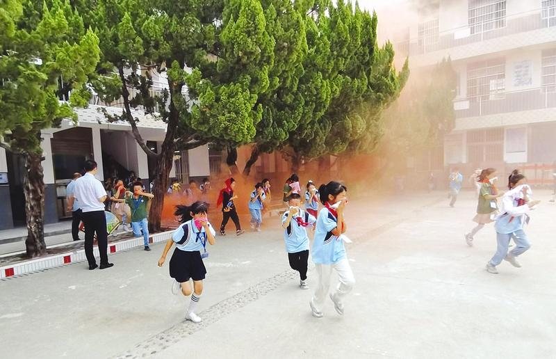 ����������Сѧ��չ�������Ӧ����ɢ�����