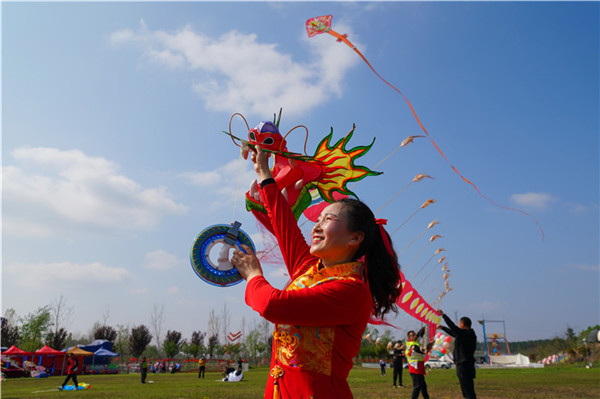 ���ݷ��ݽڿ�Ļ