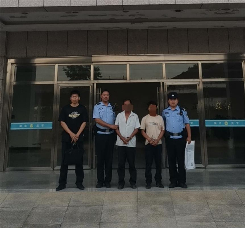 �����������һ������թƭ��