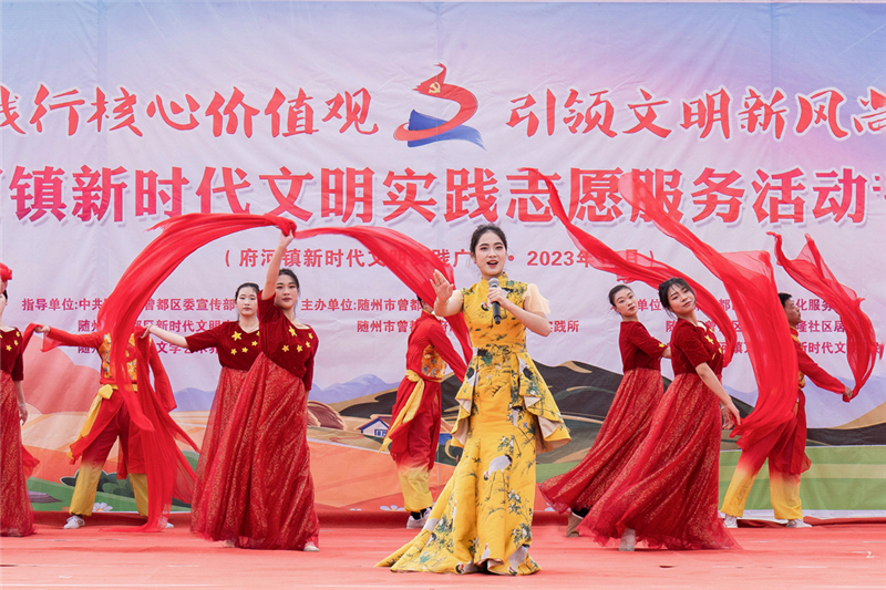 ���Ļ�����